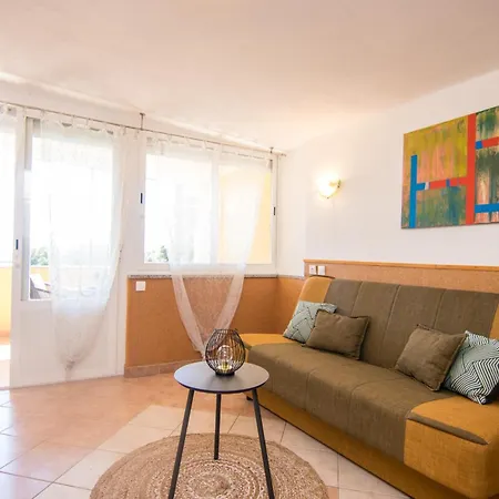 Center Dekanic Apartment *