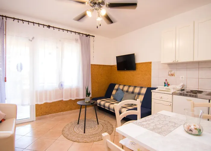 Center Dekanic * Krk Town